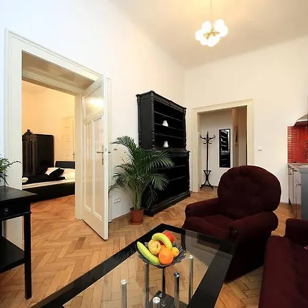 Cosy For 4 / Old Town / Jewish Quarter Прага